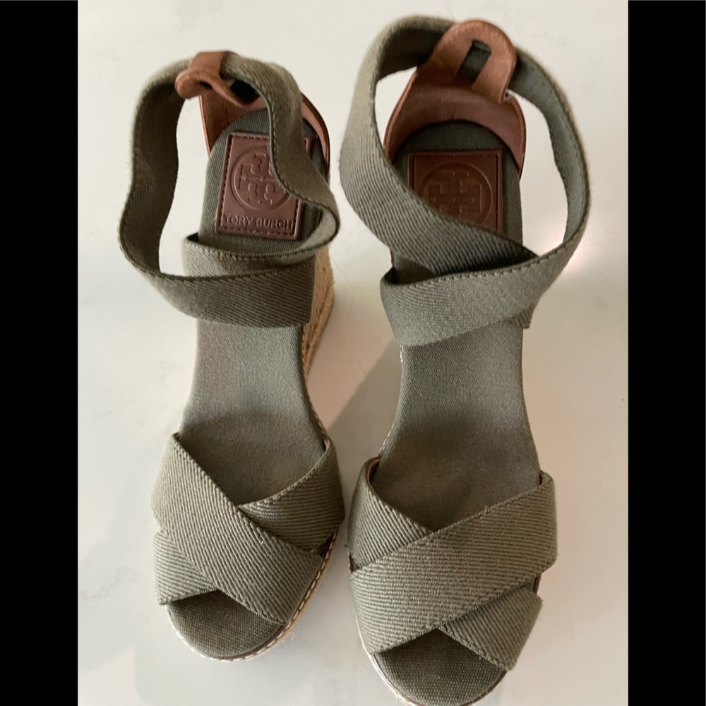Adonis Stretch Espadrille Wedge, Army Green